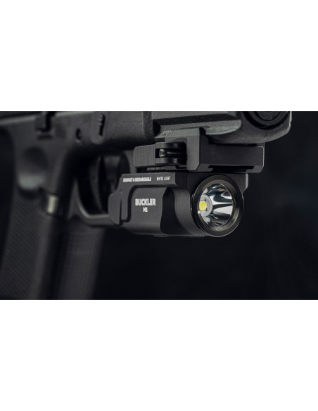 Armytek Buckler M1 Weapon mounted Flashlight Picatinny QD White Light F09301C Armytek Buckler M1 Weapon mounted Flashlight Picatinny QD White Light F09301C