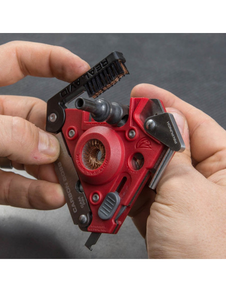 Real Avid Carbon Boss AR15 priežiūros ir valymo įrankis AVCARBAR15